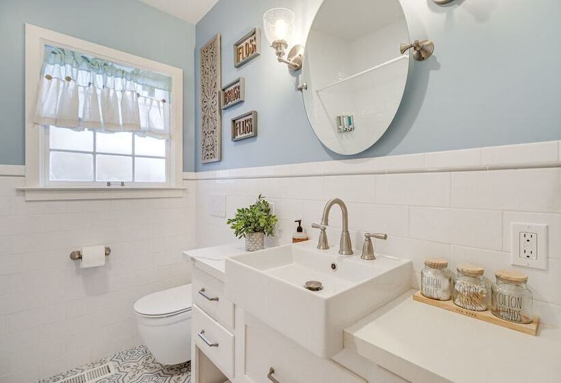 Centrally Located Reno House < 1 Mi To Midtown