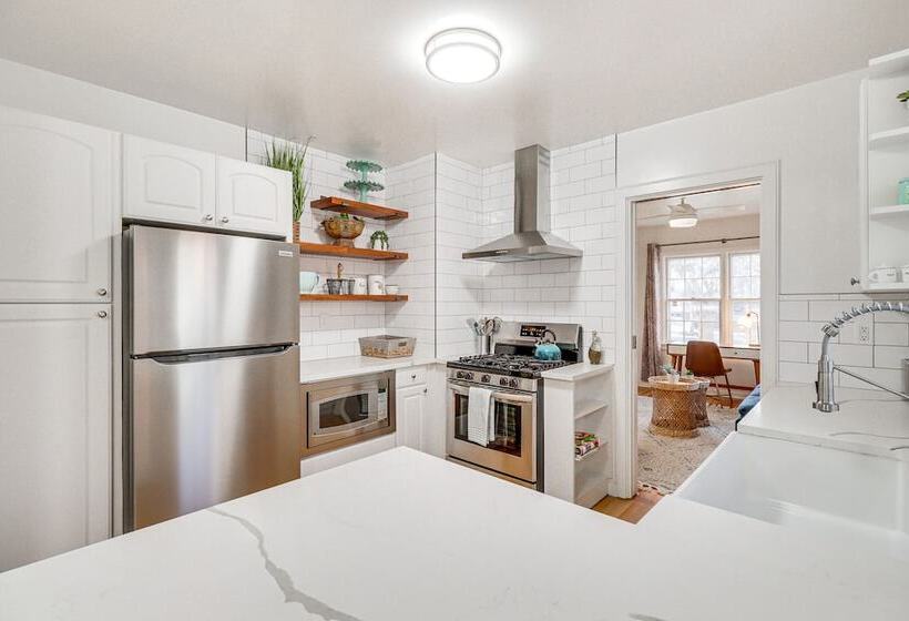 Centrally Located Reno House < 1 Mi To Midtown