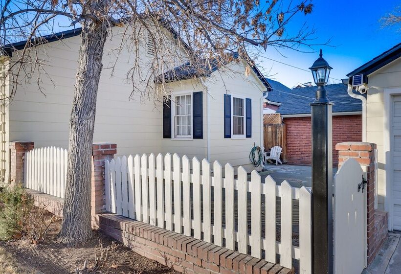 Centrally Located Reno House < 1 Mi To Midtown