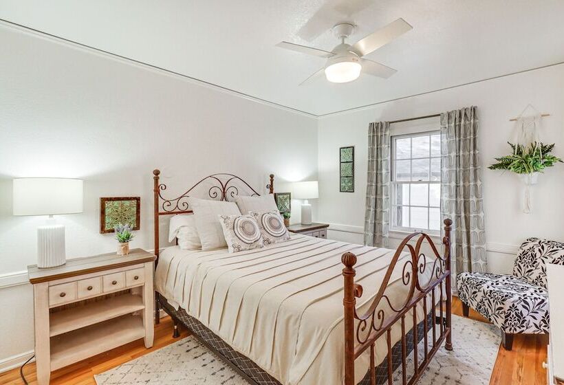 Centrally Located Reno House < 1 Mi To Midtown