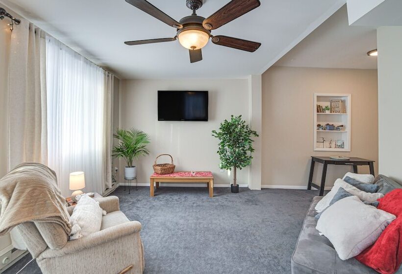 Charming Crookston Home: Walk To Downtown!