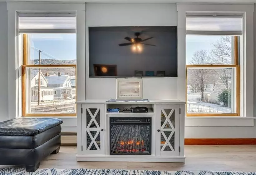 Comfortable Lincoln Home: Walk To Main Street!