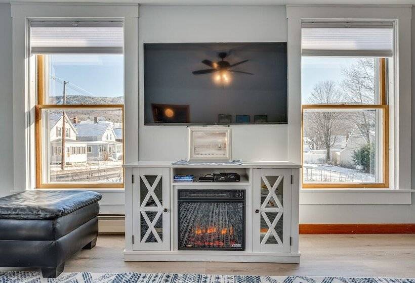 Comfortable Lincoln Home: Walk To Main Street!