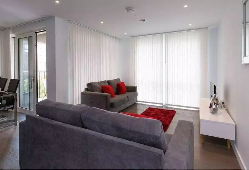 Deluxe Central London Apartment