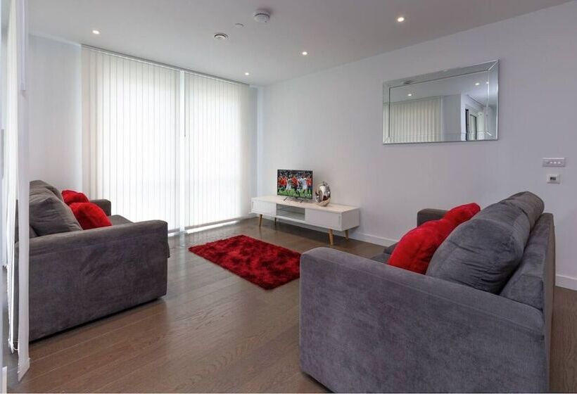 Deluxe Central London Apartment