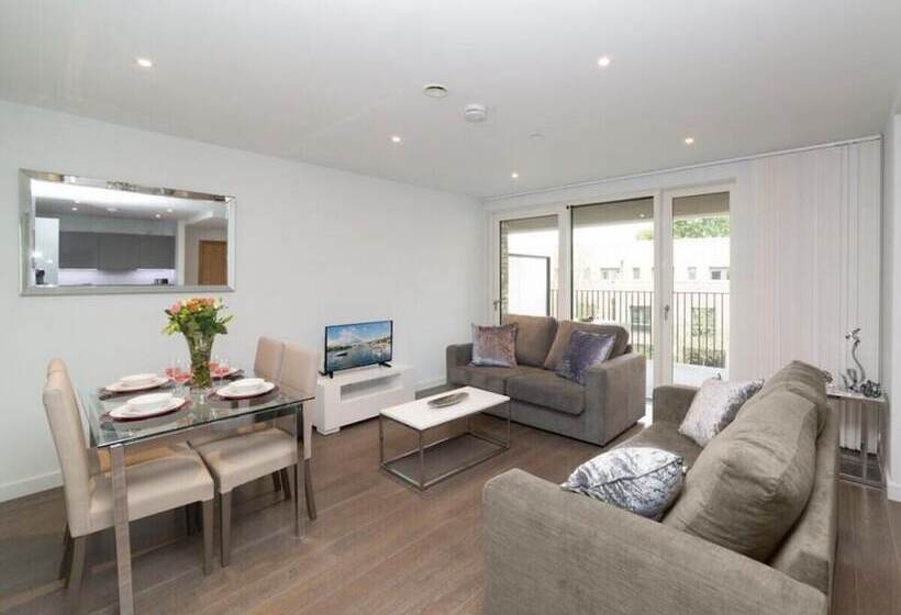 Deluxe Central London Apartment