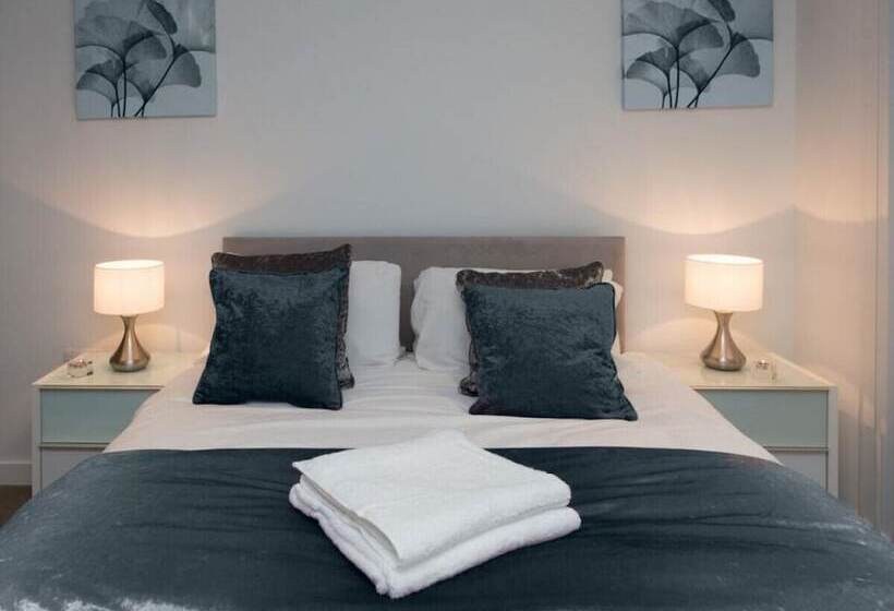 Deluxe Central London Apartment