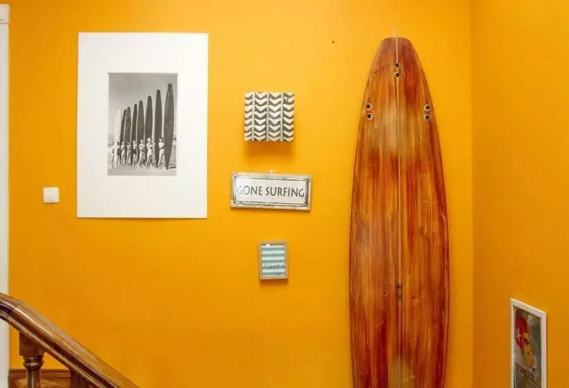 Family Surfers Hostel