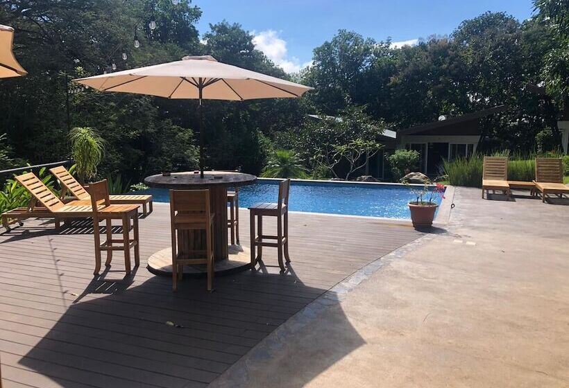 Guácima Escondida Hotel Boutique