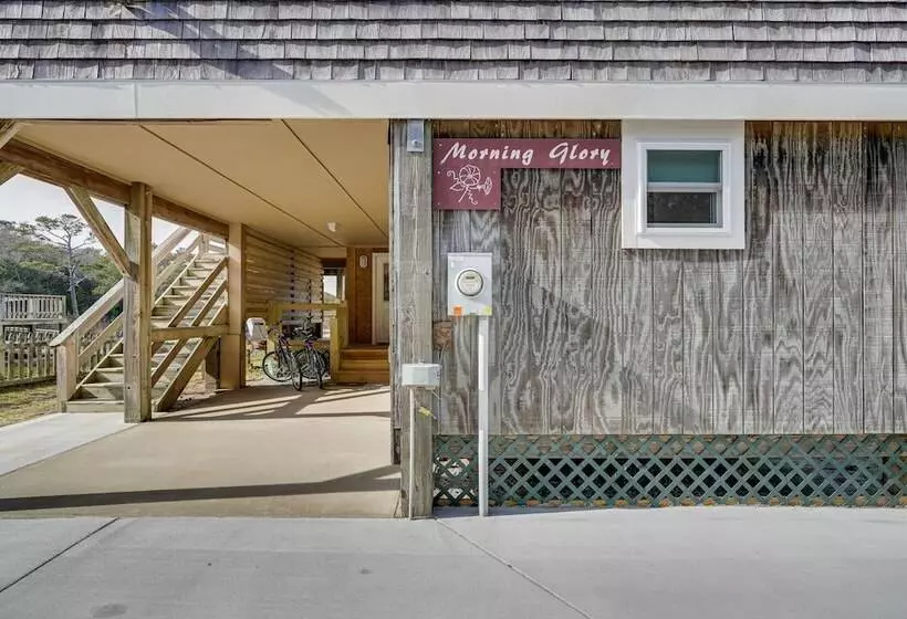 Hatteras Island Hideaway: Waterfront, Canal Access