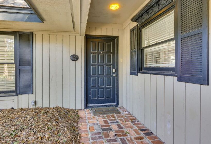 Hilton Head Island Resort Home W/ Community Beach!