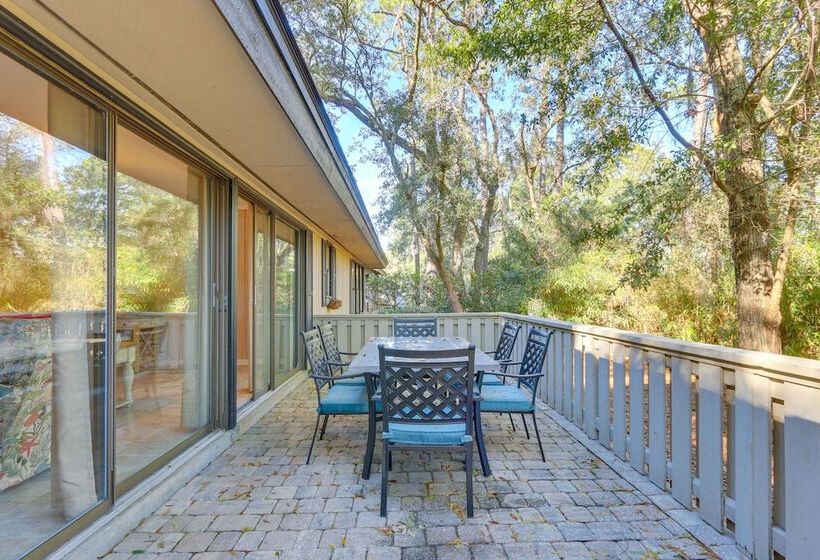 Hilton Head Island Resort Home W/ Community Beach!