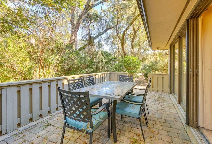 Hilton Head Island Resort Home W/ Community Beach!