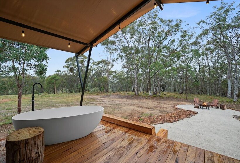 Отель Akuna Estate