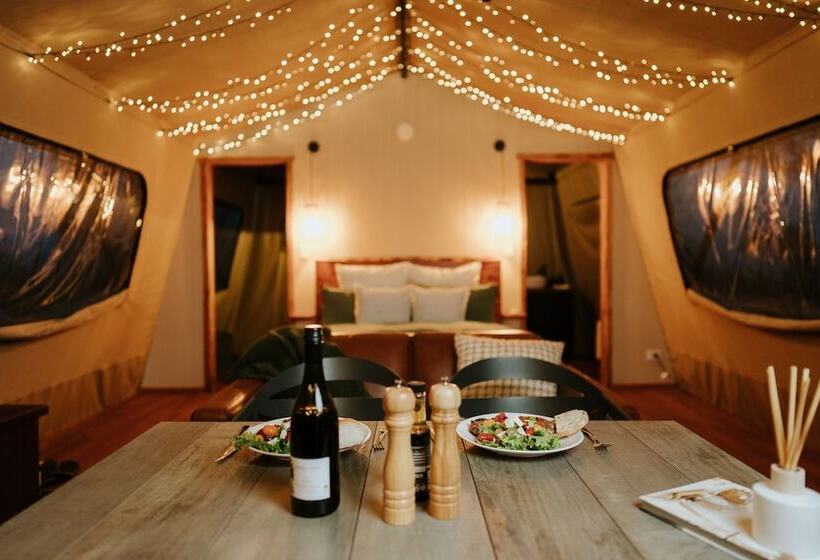 בית מלון כפרי Akuna Estate