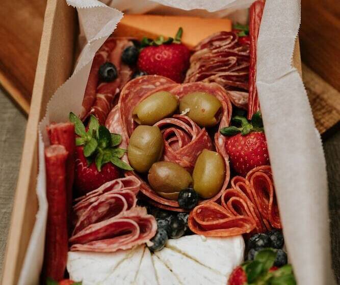 בית מלון כפרי Akuna Estate