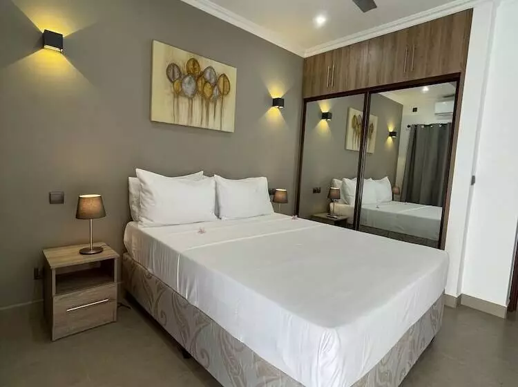 ホテル B Holiday Apartments