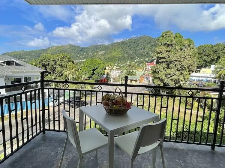 ホテル B Holiday Apartments