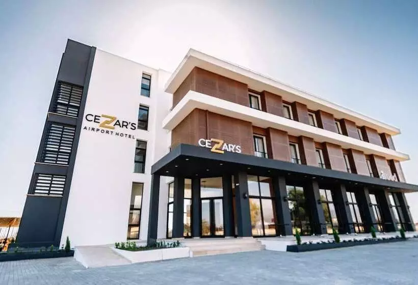 ホテル Cezar S Airport