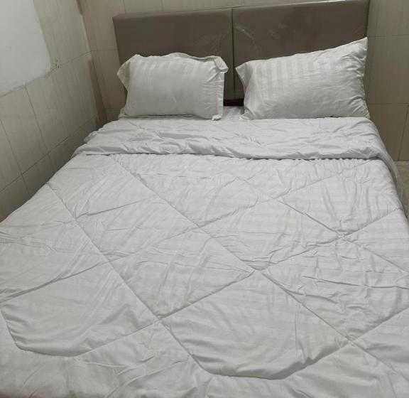 Otel Everest Restaurant And Guest House