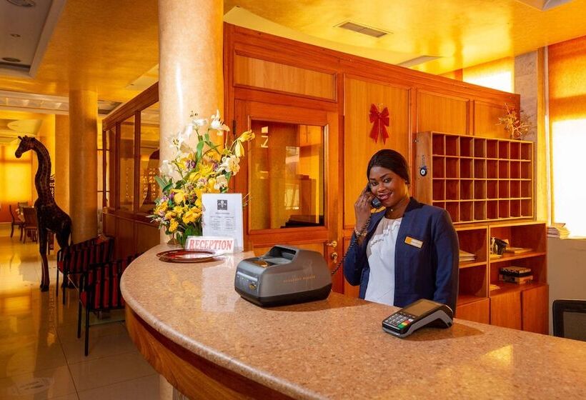 هتل Fleur De Lys Almadies