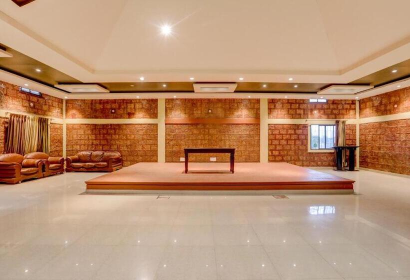 Itsy Hotels Kings L Den Homestay