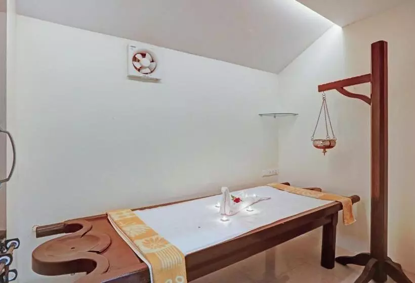 Itsy Hotels Kings L Den Homestay