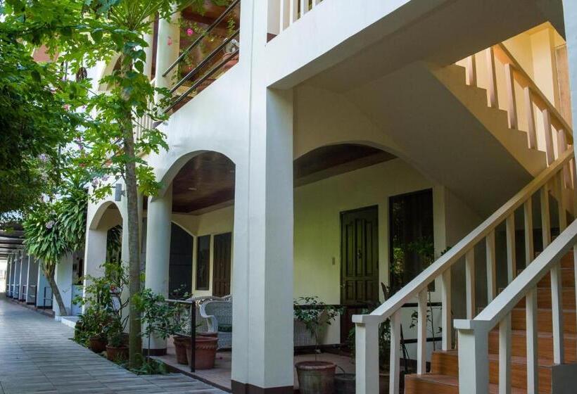 Hotel Lukay Las Brisas