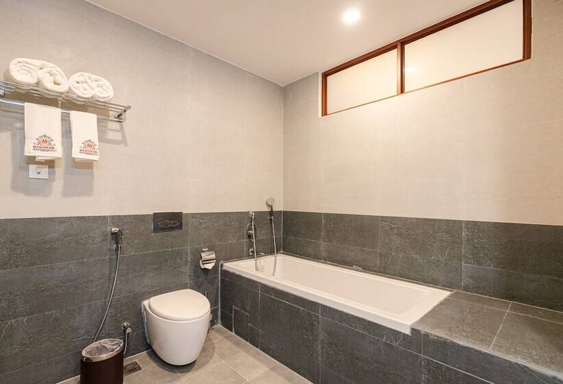 هتل Manigram Bishram Batika Pvt Ltd