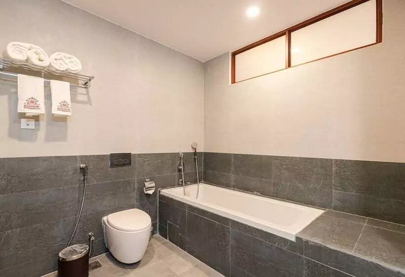 هتل Manigram Bishram Batika Pvt Ltd