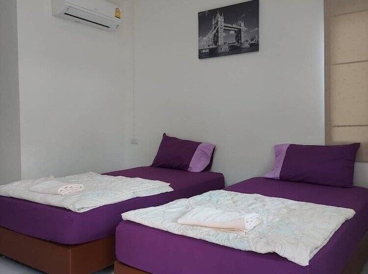 호텔 Nopparat Resort