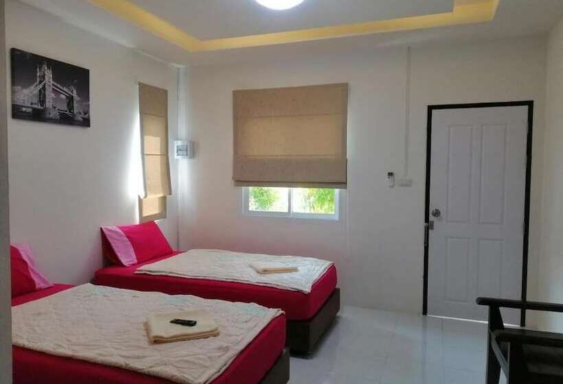 호텔 Nopparat Resort