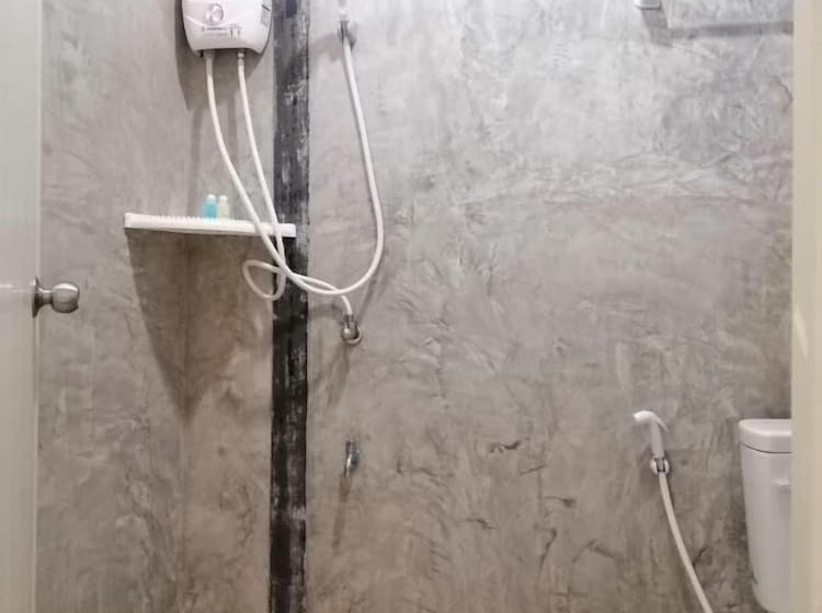 호텔 Nopparat Resort