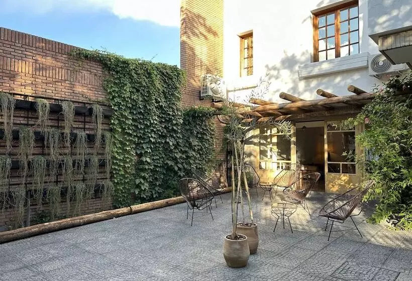 هتل Oeste Suites