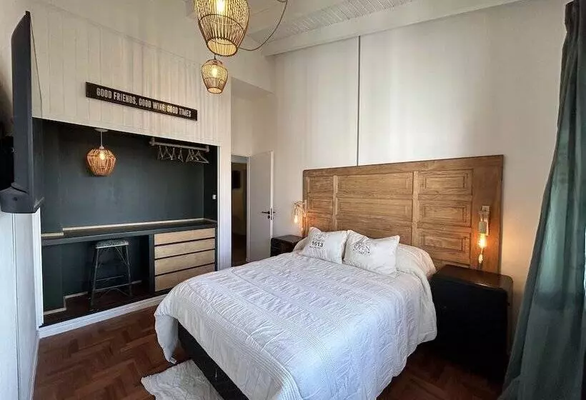 هتل Oeste Suites