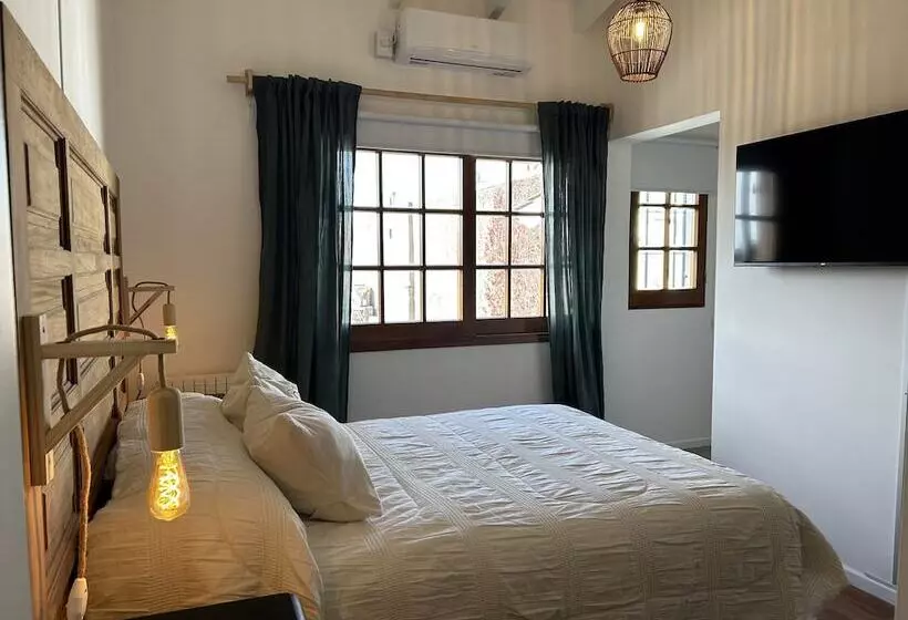 هتل Oeste Suites