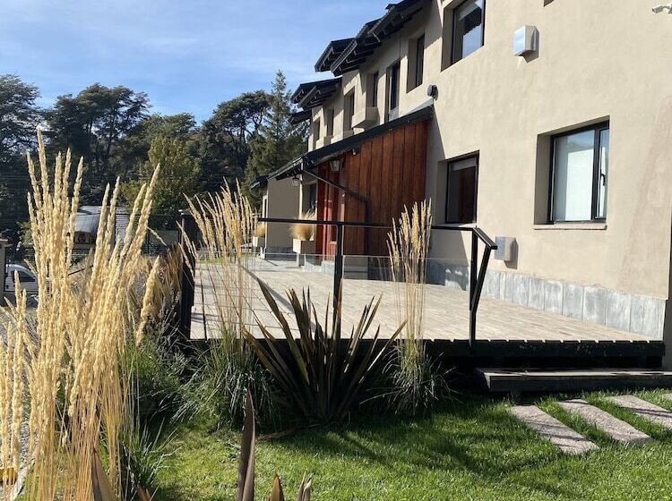 فندق Quillaipe Apart Suite