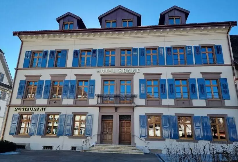 Hotelli Restaurant Zur Sonne