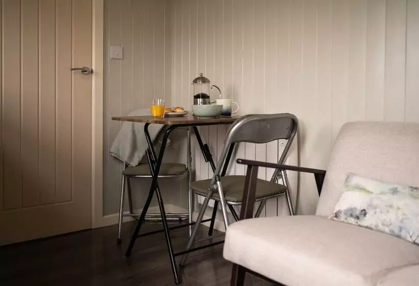 Shepherds Hut Near Gortin Omagh