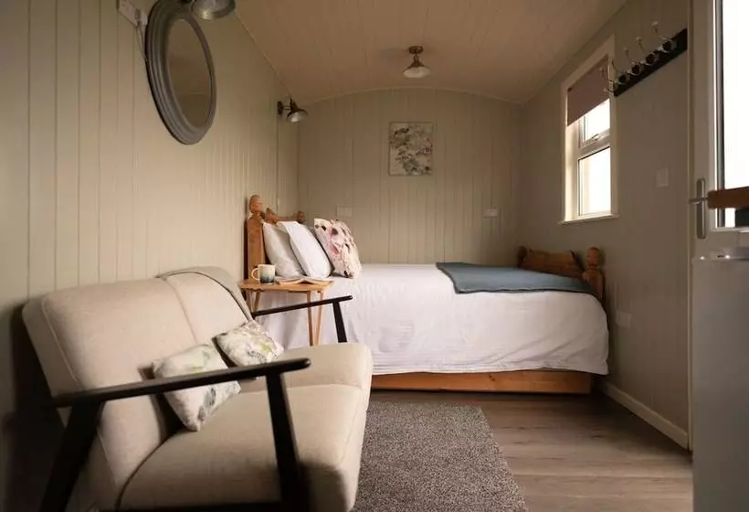 Shepherds Hut Near Gortin Omagh