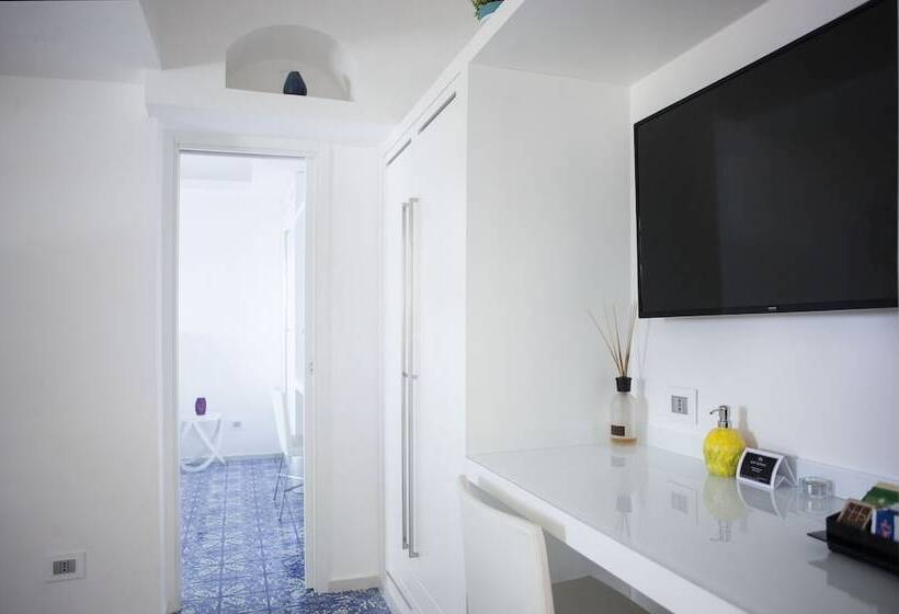 Lhp Suite Executive Cottage Capri