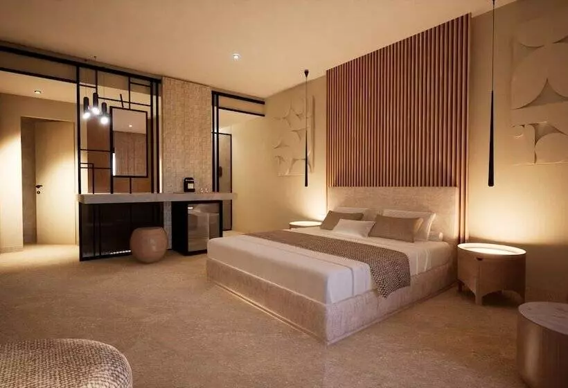 Noble Hotel Suites - Adults Only