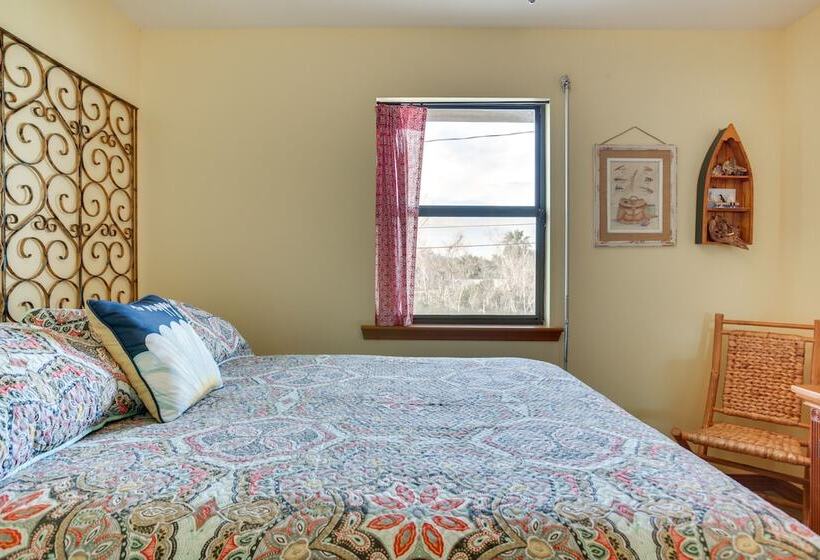 Private Dock, Lanai: Bayou Retreat In Barataria!