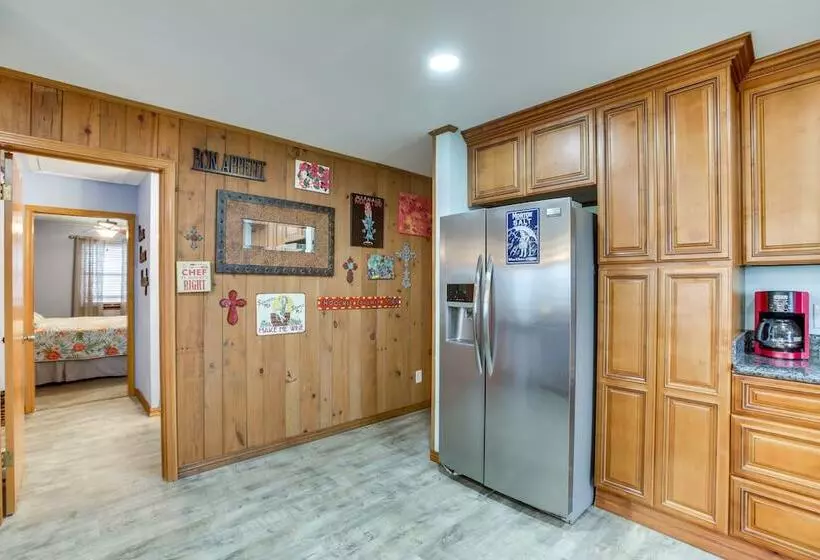 Private Dock, Lanai: Bayou Retreat In Barataria!