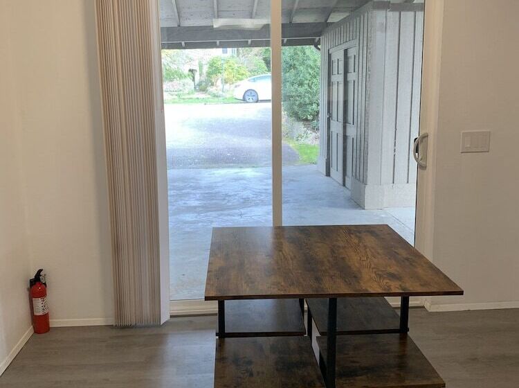 Pansiyon Central Bellevue Guesthouse