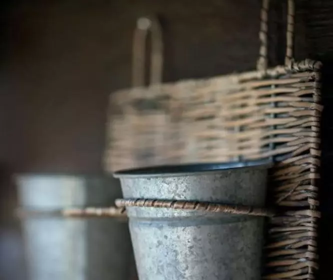 Majatalo Tiny House Ambar