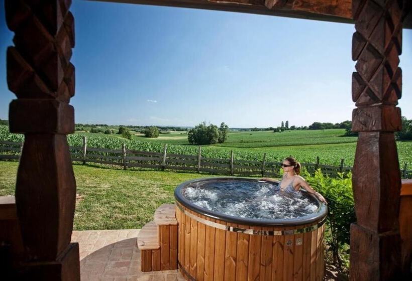 膳宿费 Tiny House Ambar