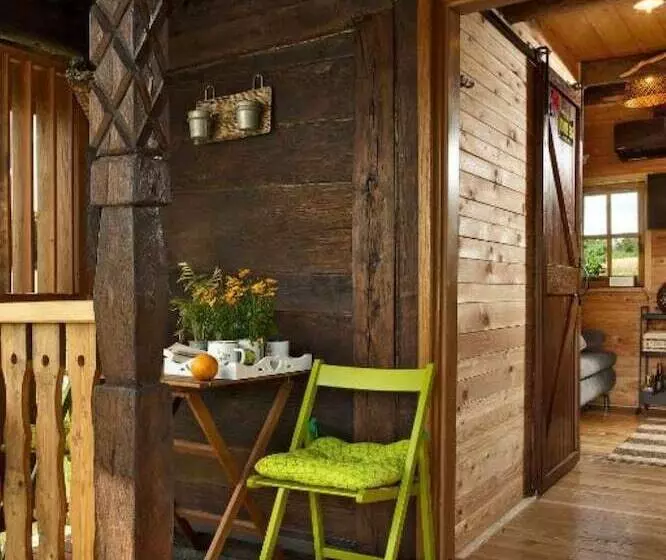 Majatalo Tiny House Ambar