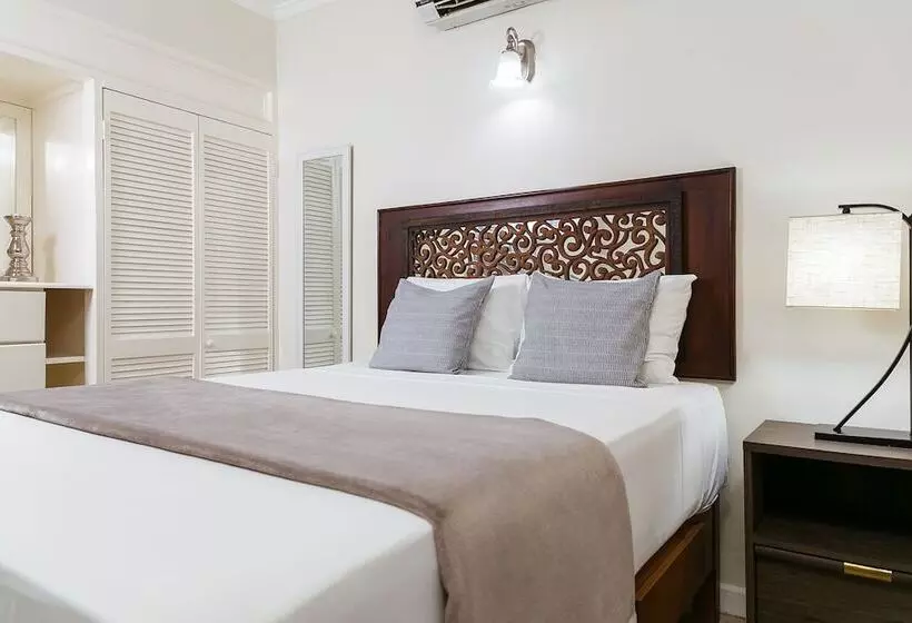 اقامتگاه Aquahaven Retreat In Kingston