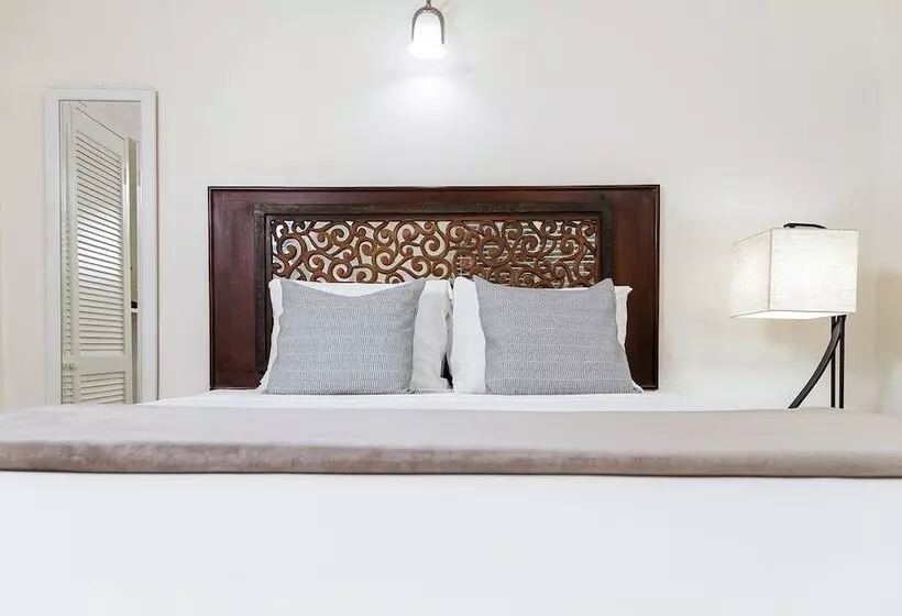 اقامتگاه Aquahaven Retreat In Kingston